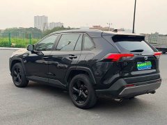 Toyota RAV4 2.5L E-CVTAWDPLUS Edition - ფოტო 9