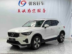 Volvo XC40 B3 Luxury Edition - ფოტო 1