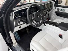 Rolls-Royce Cullinan Bohemian Sunset - ფოტო 12