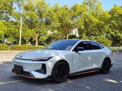 Changan UNI-V 1.5T Premium Version - ფოტო 1
