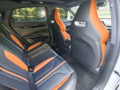 Changan UNI-V 1.5T Premium Version - ფოტო 14