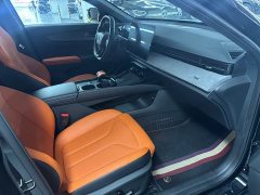 Changan UNI-V 2.0T Version - ფოტო 8
