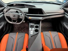 Changan UNI-V 1.5T Premium Version - ფოტო 12
