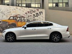 Volvo S60 B4 Luxury Edition - ფოტო 3