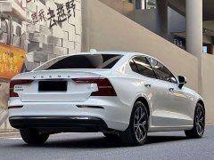 Volvo S60 B4 Luxury Edition - ფოტო 5