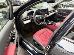BMW 5 530Li Version M - ფოტო 4
