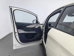 BYD Dolphin 420km Fashion Edition - ფოტო 8