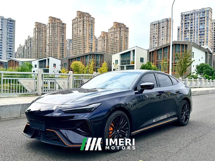 Changan UNI-V 2.0T Version - ავტომობილი ჩინეთიდან