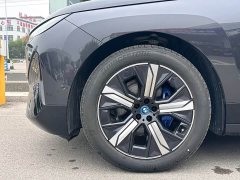 BMW iX xDrive40 - ფოტო 10