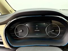 Buick GL8 Luxury Version - ფოტო 10