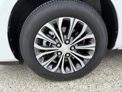 Buick GL8 Luxury Version - ფოტო 13