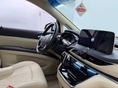Buick GL8 Luxury Version - ფოტო 14