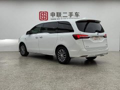 Buick GL8 Luxury Version - ფოტო 2