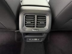 Volkswagen L 330TSI 2WDR-Line Edition - ფოტო 8