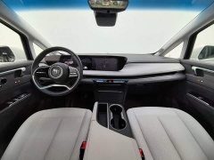 Buick GL8 Deluxe Edition - ფოტო 5