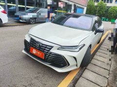 Toyota Avalon 2.0L XLEDeluxe Edition - ფოტო 1
