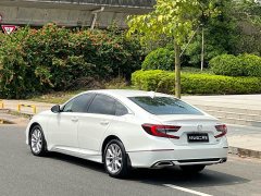 Honda Accord 260TURBO Luxury Edition - ფოტო 4
