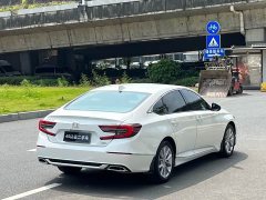 Honda Accord 260TURBO Luxury Edition - ფოტო 5