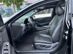 Toyota Avalon 2.5L Luxury Edition - ფოტო 9