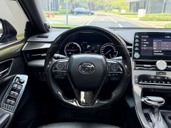 Toyota 2.5L Luxury Edition V - ფოტო 13