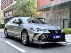 Toyota 2.5L Luxury Edition V - ფოტო 3