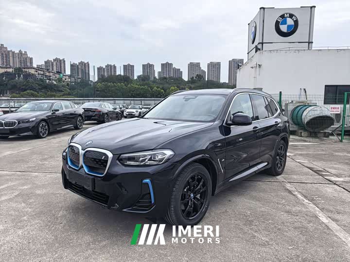 BMW iX3 Version - ავტომობილი ჩინეთიდან