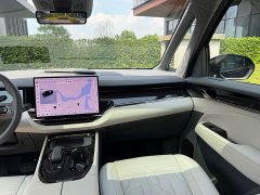 Zeekr 009 EditionAWD 108kWh - ფოტო 15