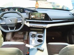 Changan UNI-V iDD 1.5T 113km Version - ფოტო 10