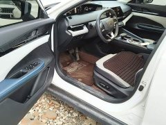 Changan UNI-V iDD 1.5T 113km Version - ფოტო 16