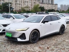 Changan UNI-V iDD 1.5T 113km Version - ფოტო 2