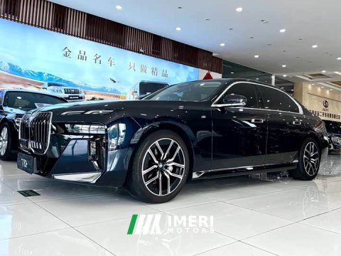 2024 BMW 7 735Li M - ავტომობილი ჩინეთიდან