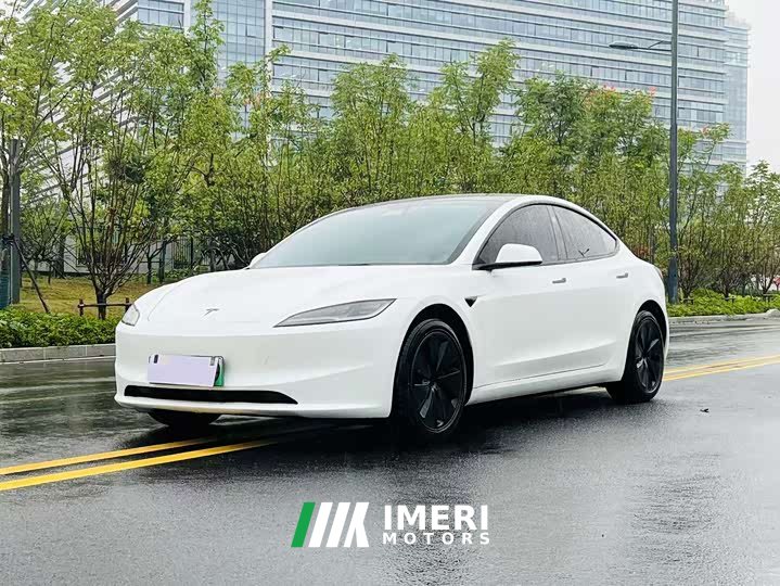 Tesla Model 3 Edition