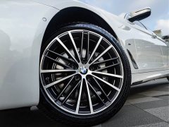 BMW 5 530Li Version M - ფოტო 6