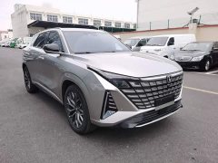 Changan UNI-Z 1.5T Premium Version - ფოტო 4