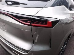 Changan UNI-Z 1.5T Premium Version - ფოტო 8