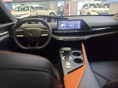 Changan UNI-V iDD 1.5T 113km Version - ფოტო 10