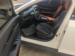 Changan UNI-V iDD 1.5T 113km Version - ფოტო 16