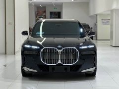 BMW i7 eDrive50L DeluxeM - ფოტო 2