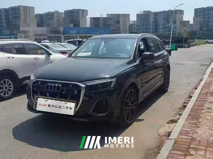 Audi Q7 55 TFSI quattro S linePremium Version