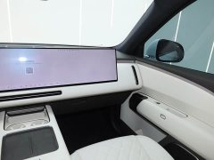 Li Auto L8 Ultra - ფოტო 14