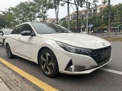 Hyundai Elantra 1.5L CVT GLS Edition - ფოტო 3