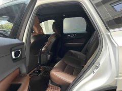 Volvo XC60 B5 AWDLuxury Edition - ფოტო 4