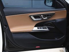 Mercedes-Benz E 350 e L - ფოტო 10