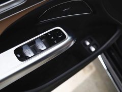 Mercedes-Benz E 350 e L - ფოტო 12