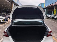 Toyota Camry 2.0G Luxury Edition - ფოტო 13