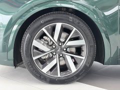 Li Auto L8 Pro - ფოტო 20