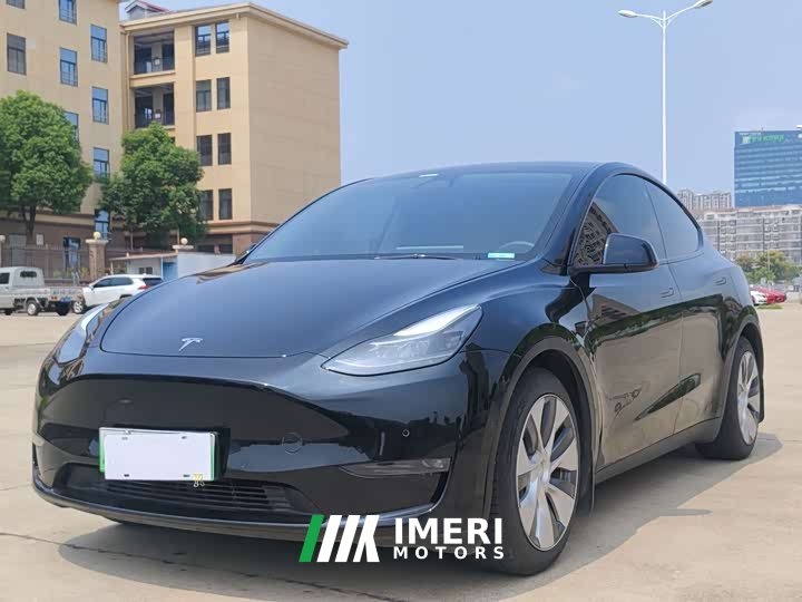 Tesla Model Y Standard Range Edition - ავტომობილი ჩინეთიდან