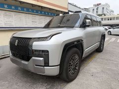 Yangwang U8 Luxury Edition - ფოტო 1