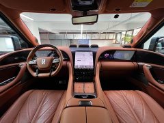 Yangwang U8 Luxury Edition - ფოტო 8