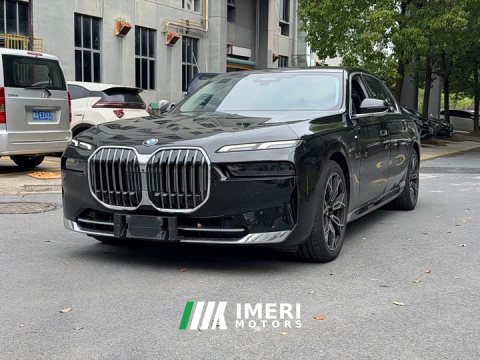 2025 BMW 7 735Li M - ავტომობილი ჩინეთიდან